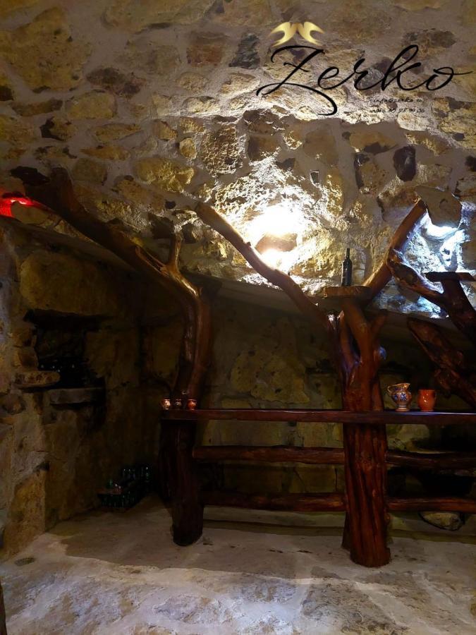 Zerko Holiday Home - Vineyard Chalet With Sauna And Jacuzzi Free Mirna Bagian luar foto