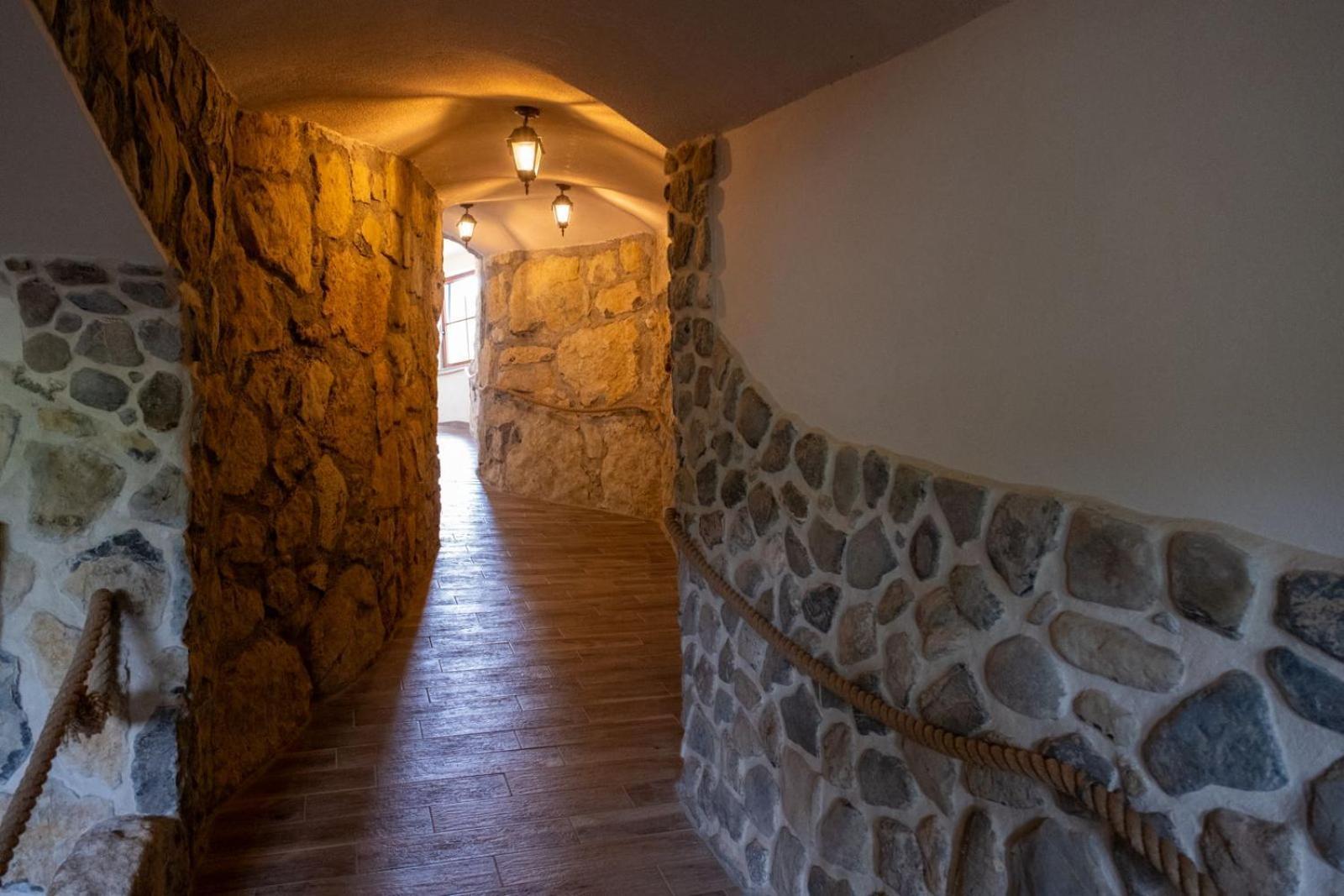 Zerko Holiday Home - Vineyard Chalet With Sauna And Jacuzzi Free Mirna Bagian luar foto